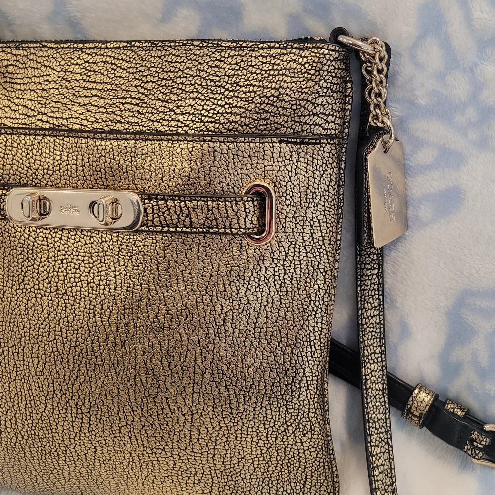 Coach SWAGGER Metallic Pebble Leather Swingpack Crossbody - Picture 7 of 15